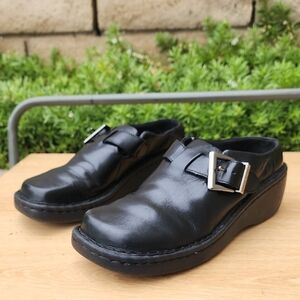 Earth Spirit Black Leather Slip-On Shoes with Buckle Size 5.5